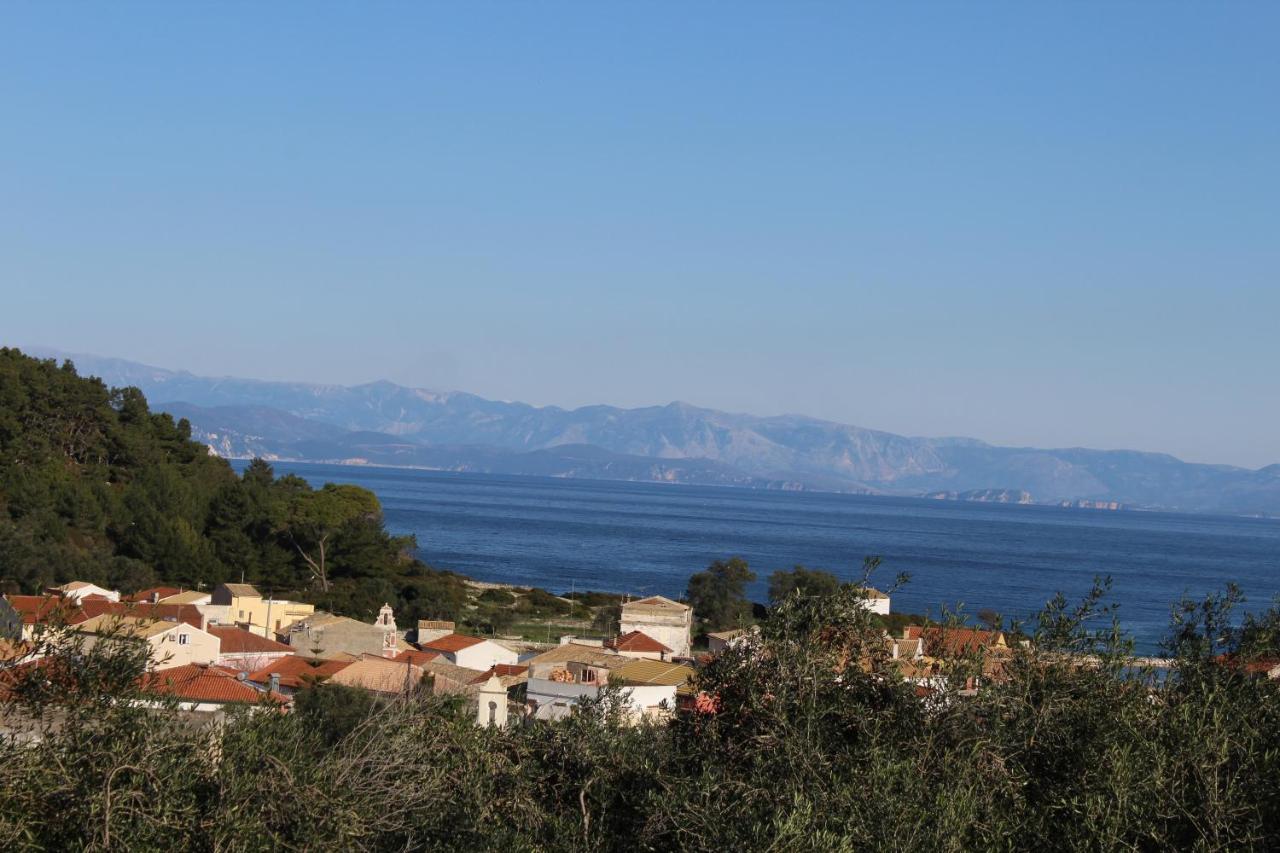 Paxos Rock Apartments Gaios Bagian luar foto